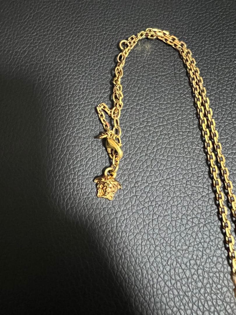 【VERSACE】ロゴプレートネックレス