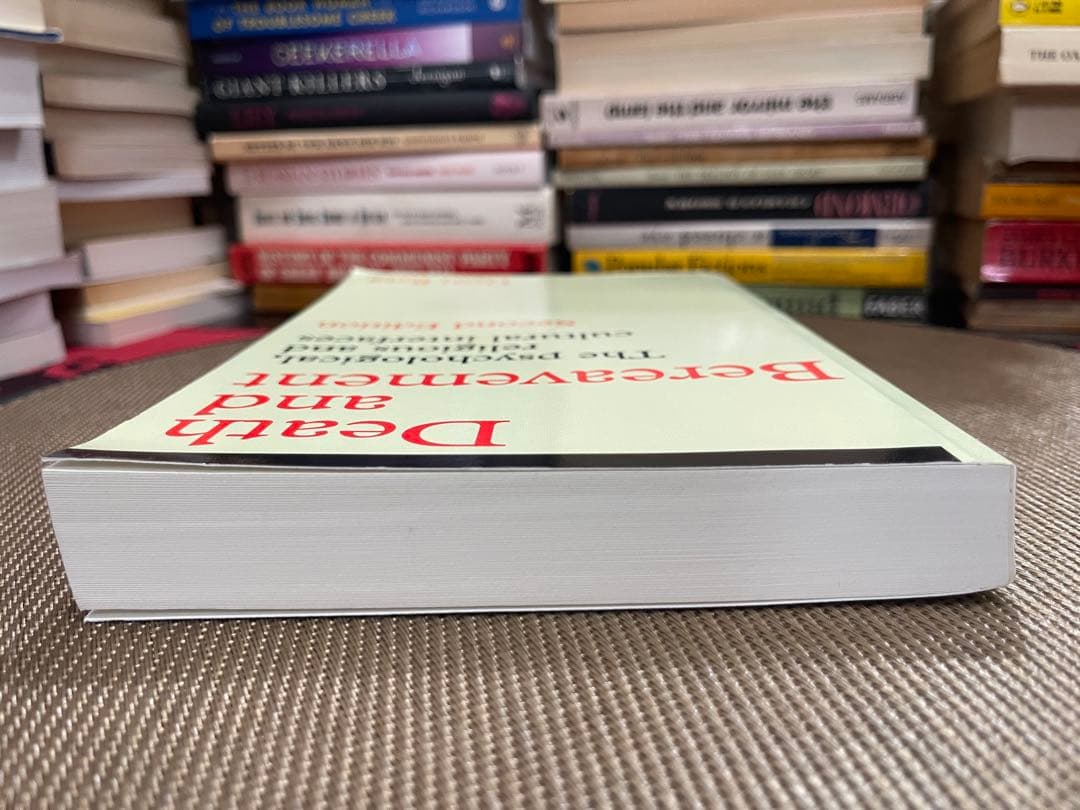 洋書 Death and Bereavement Second Edition