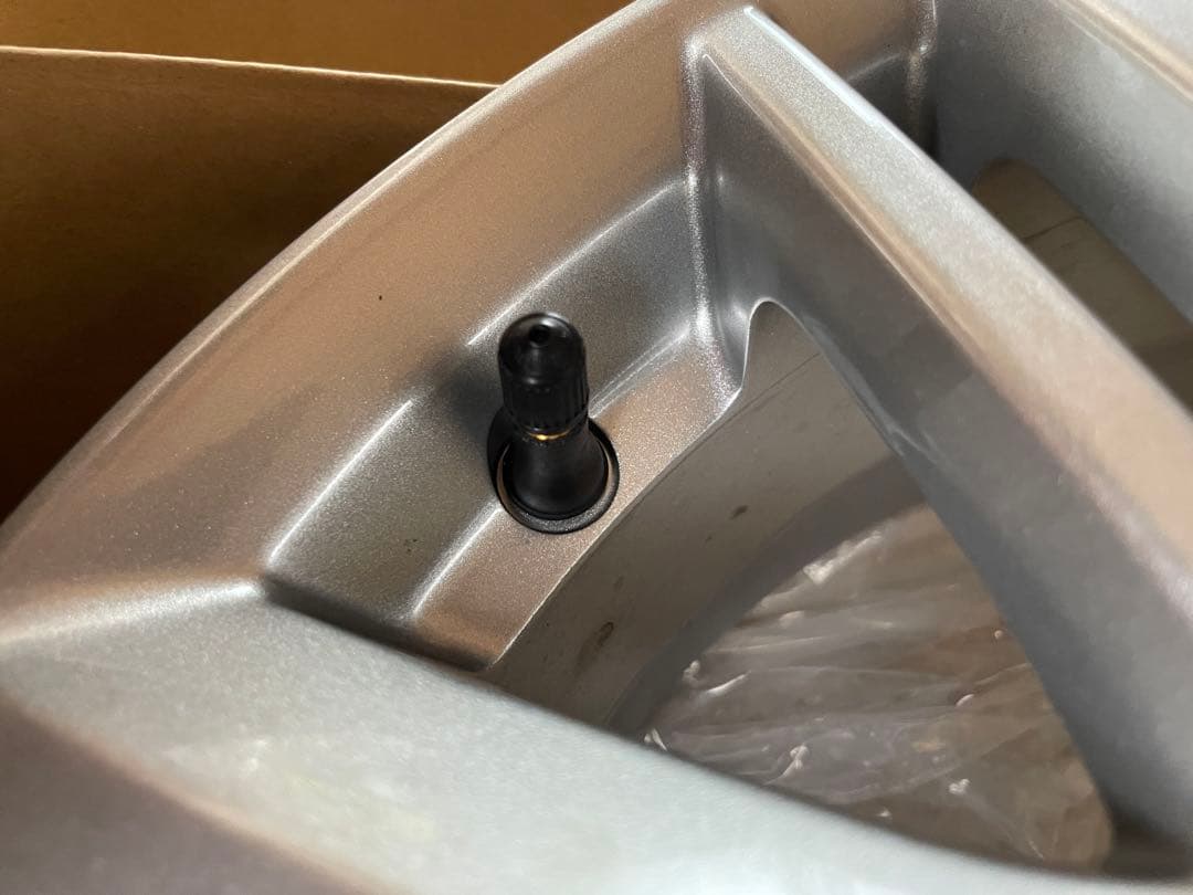 【s_s_s2000_①】ソリオ　純正ホイール　15インチ シルバー
