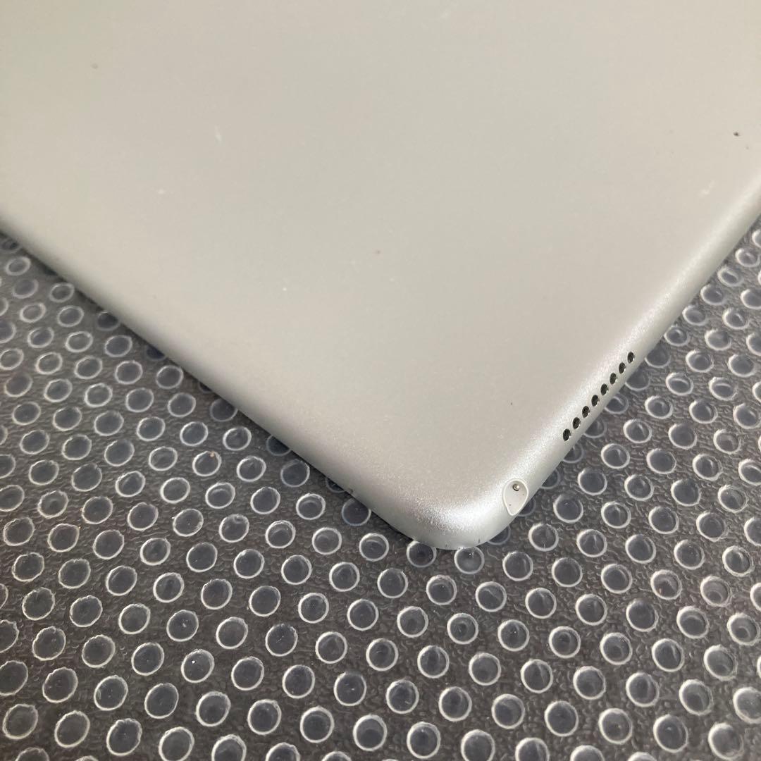 818 電池良好☆iPad Pro 64GB 10.5インチ WIFIモデル☆