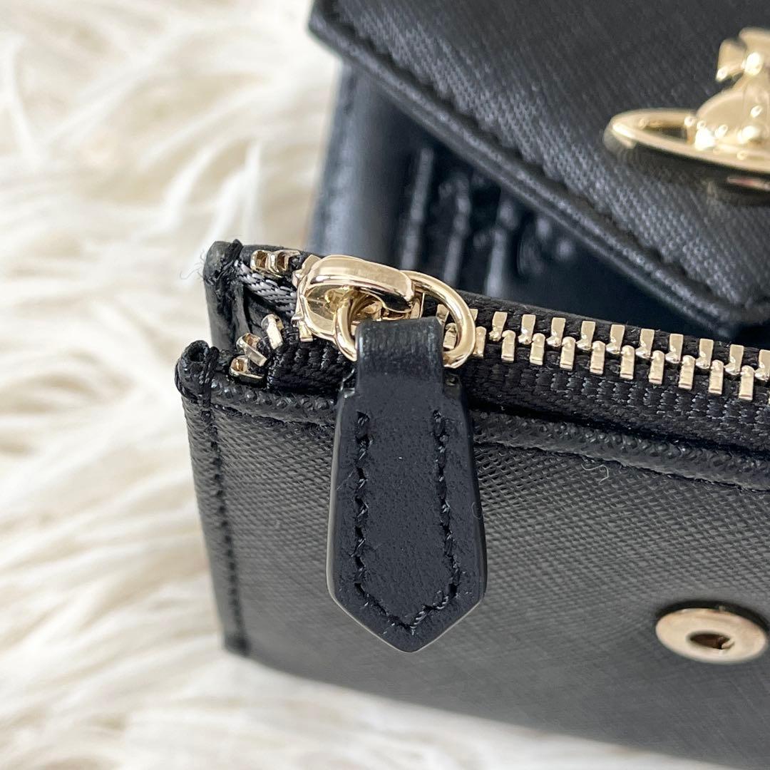 新品✨ヴィヴィアンウエストウッド　三つ折り財布　オーブ　黒　レザー　フロントロゴ