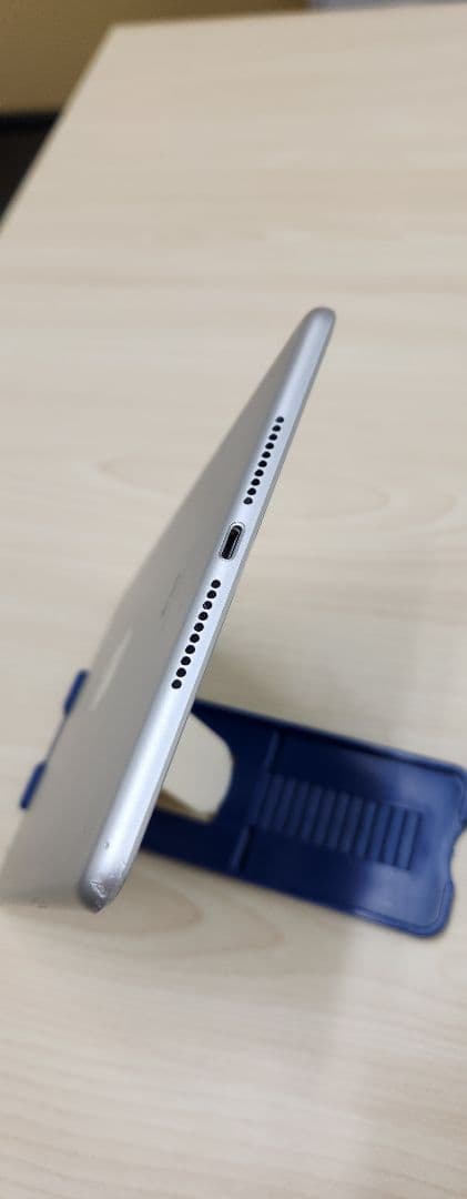 り*う様 Apple au SIMロック解除済 iPad mini5 64GB