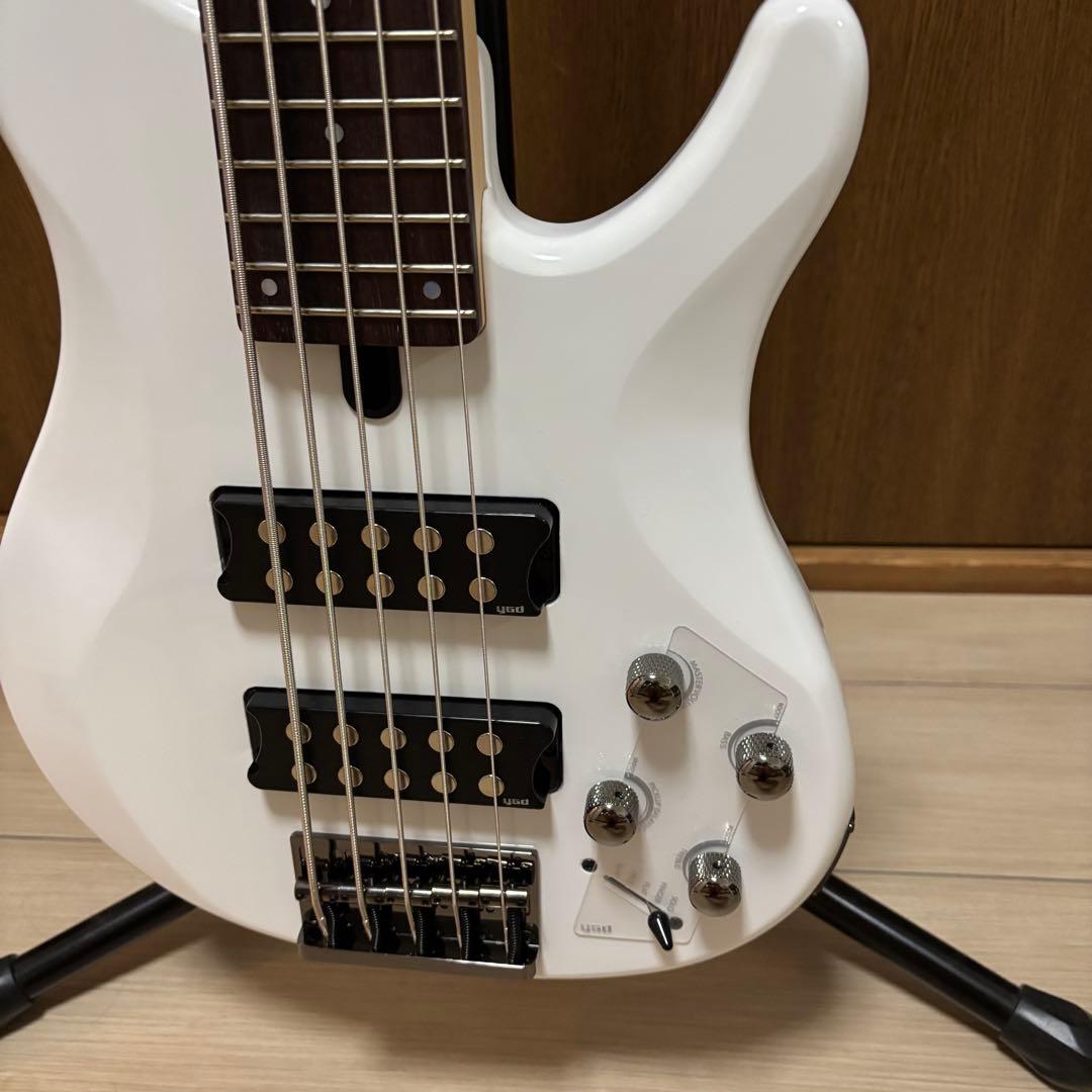 YAMAHA TRBX305 ホワイト 5弦 ベース