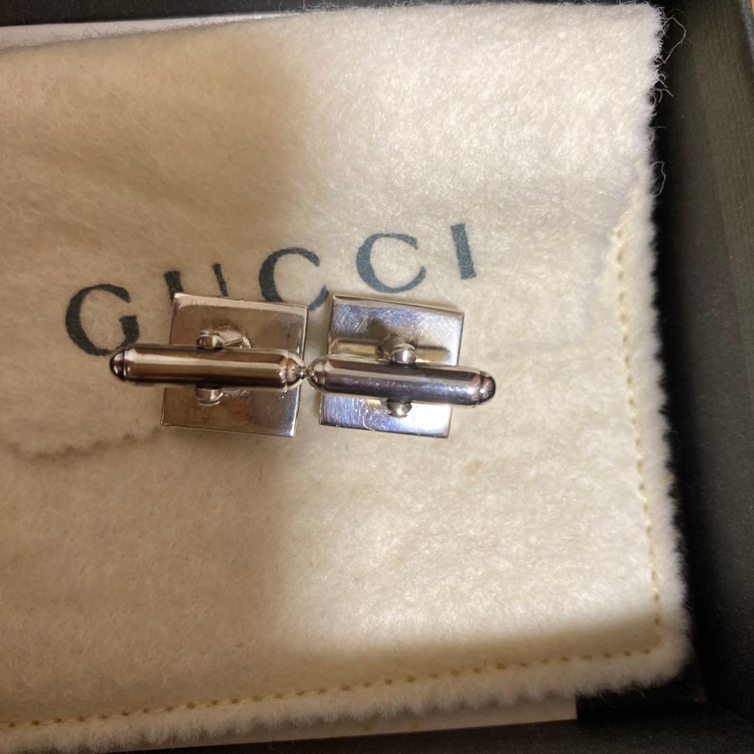 グッチ　シルバー 925カフス　箱付き　カフリンクス　ボタン　冠婚葬祭ビジネス