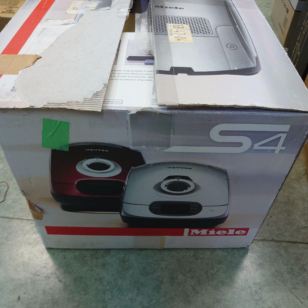ドイツ製 Miele ミーレ 掃除機 S4582 ペット アレルギー 付属品有