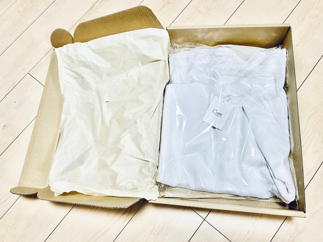 cygne シーニュ エンビトップス ホワイト