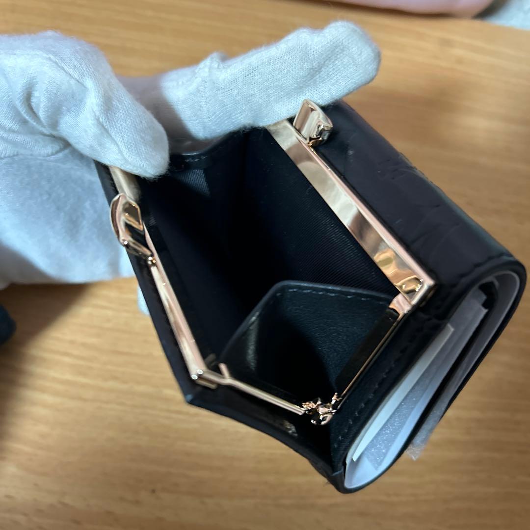 新品未使用品VivienneWestwood三つ折財布