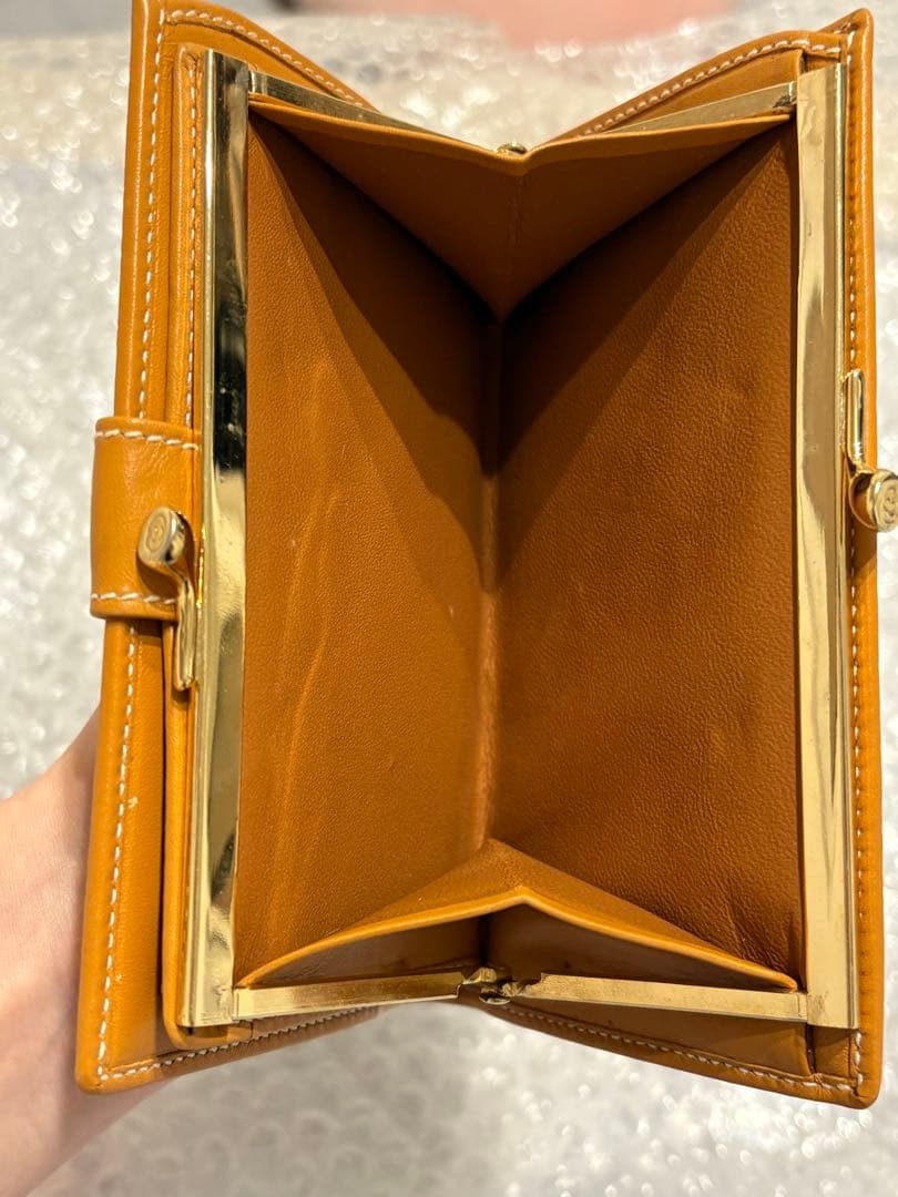 GUCCI GGロゴ がま口 2つ折り財布