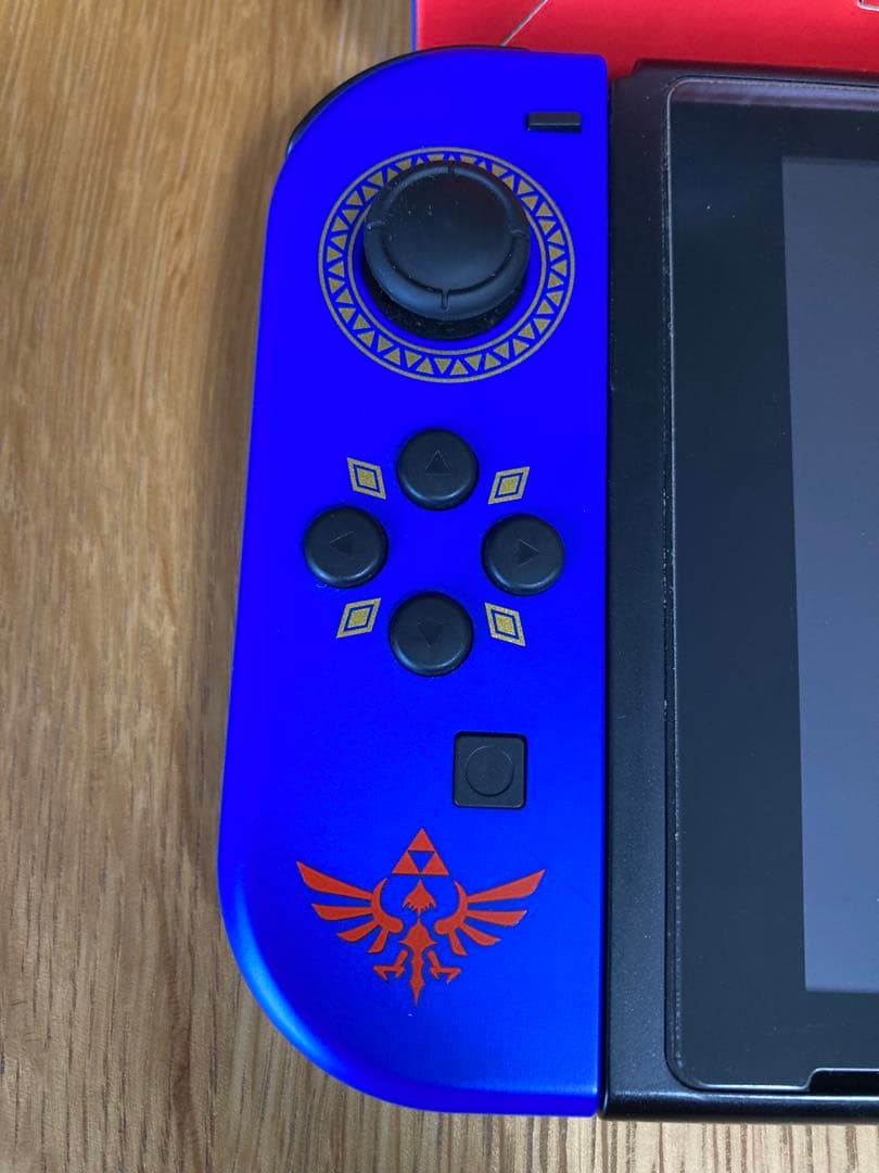 任天堂 switch ゼルダJoy-Con
