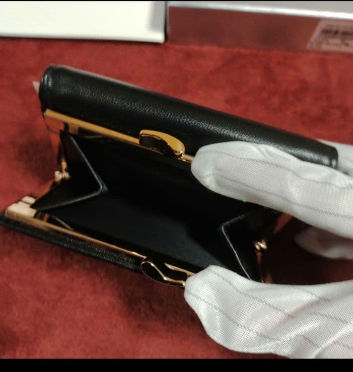 ヴィヴィアン・ウエストウッド財布