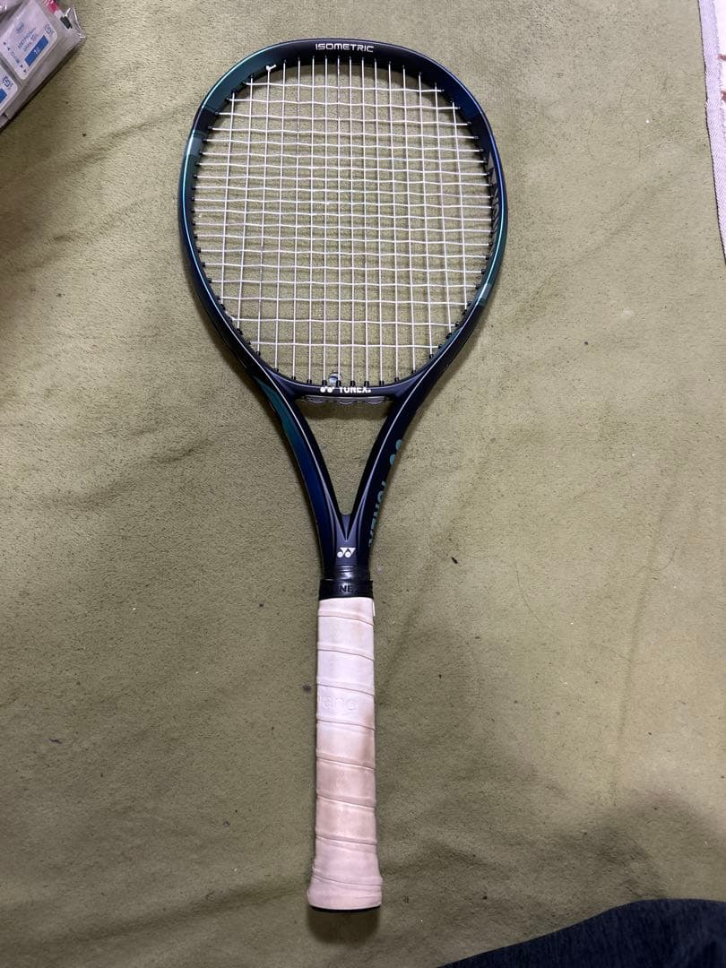 YONEX EZONE 100 G3 2022年モデル