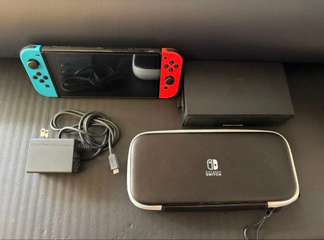 Nintendo Switch 本体 青/赤 充電器付き