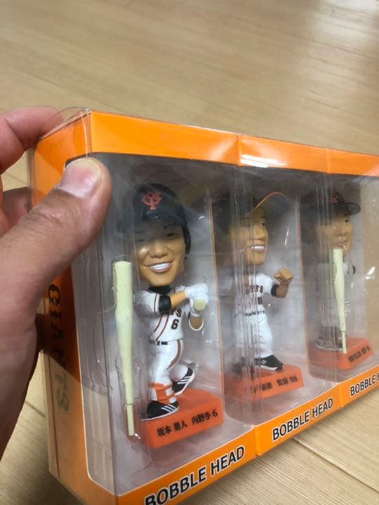 ボブルヘッド フィギュア 巨人